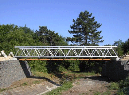 Alumínium gyaloghíd PML „TL” hídrendszerrel 